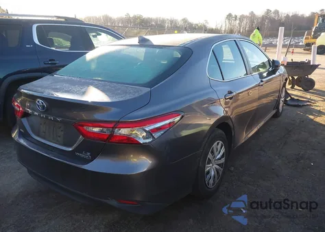 2019 Toyota Camry Hybrid Le z USA, uszkodzony, nr VIN 4T1B31HK7KU512065